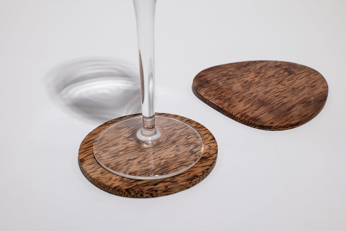 DESSOUS De VERRE // COASTER en BOIS DE COCO X 4