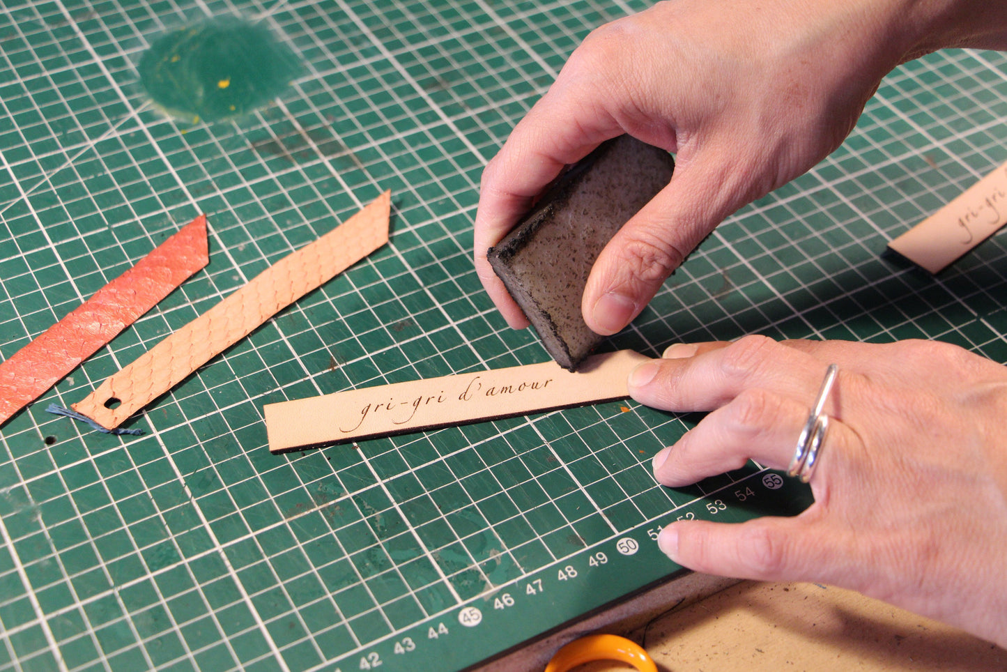 ATELIER INITIATION À LA MAROQUINERIE